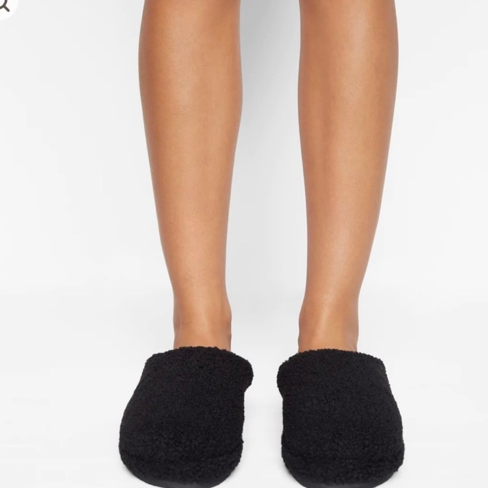 Skims Teddy Slippers